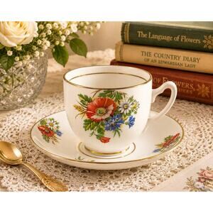 Duchess Bone China England Teacup Saucer Set Wildflower Poppy Gold Trim